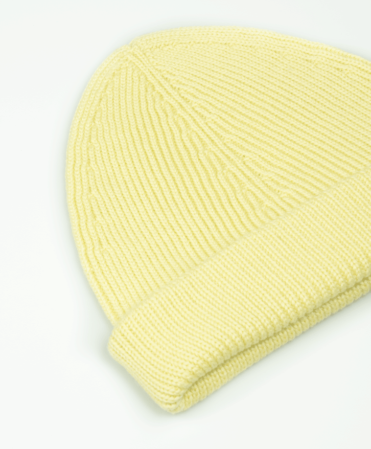 Bonnet en laine mérinos jaune pâle -