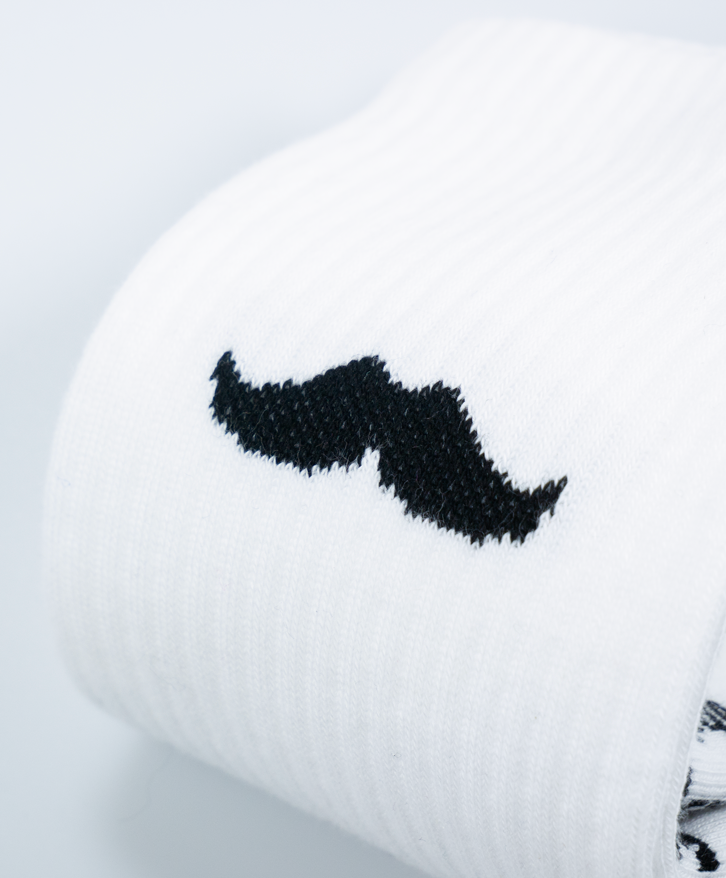 Tennis moustache -