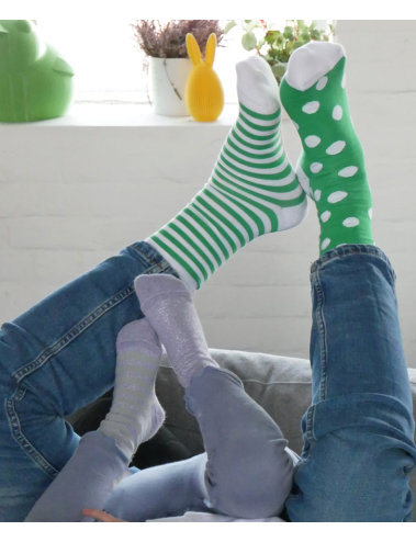 Chaussettes hautes dépareillées pois et rayures