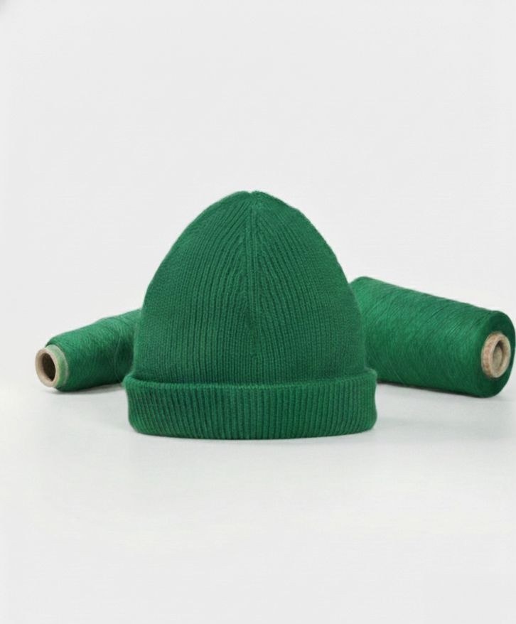 Bonnet en laine mérinos vert emeraude