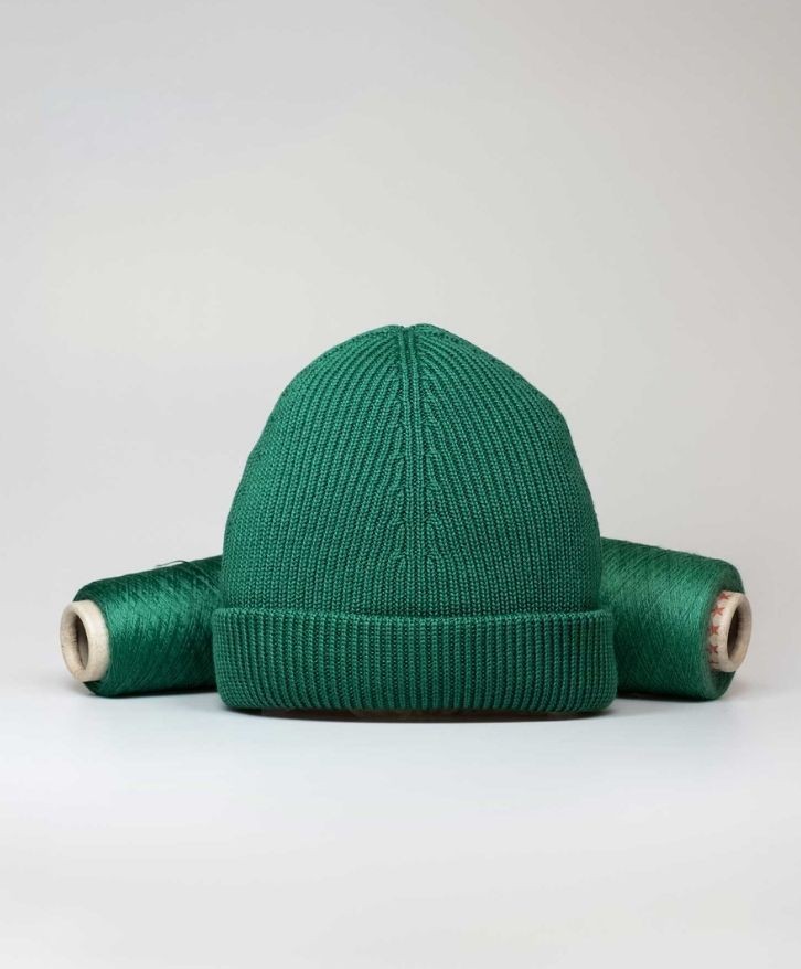 Bonnet en laine mérinos vert emeraude