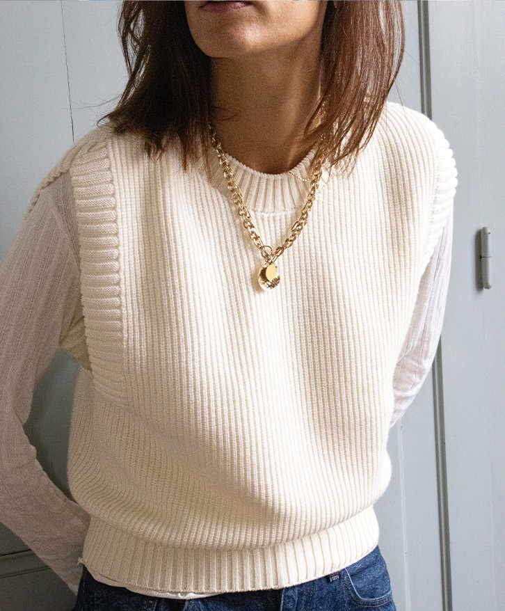 Pull sans manches écru