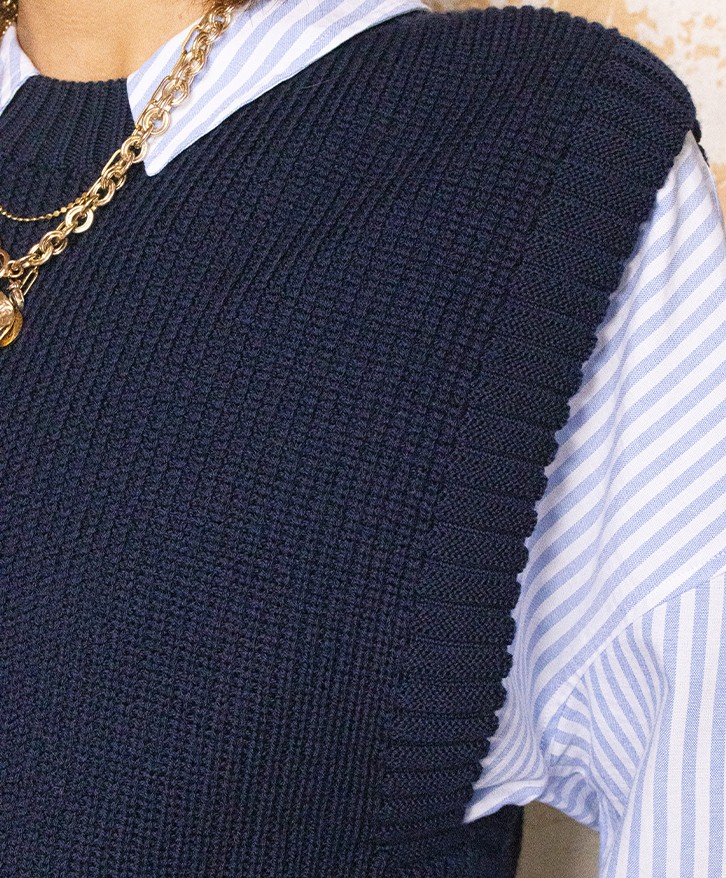 Pull sans manches bleu marine
