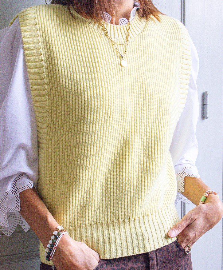 Pull sans manches jaune pâle