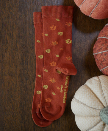 Chaussettes hautes feuilles -