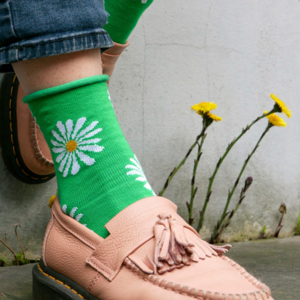 chaussettes-marguerites-roulottees-2